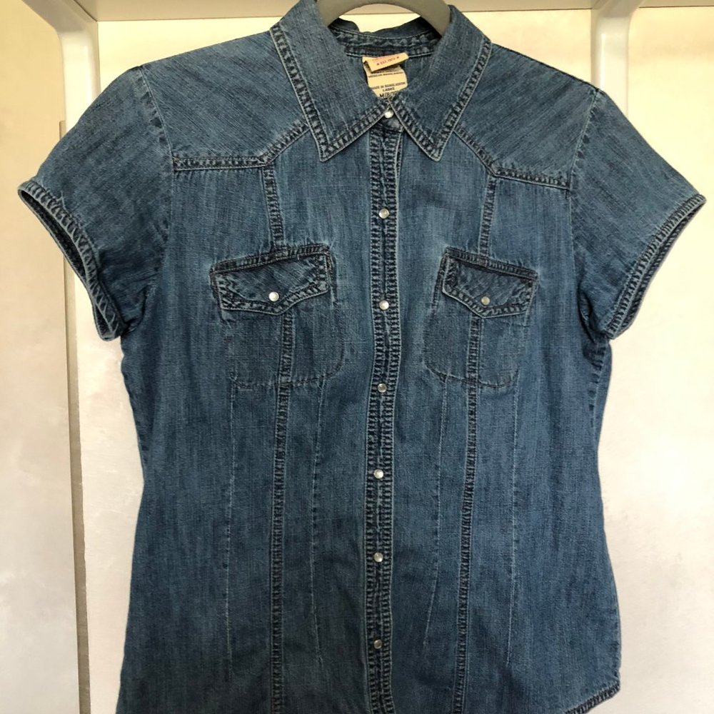 Blue denim short sleeve button up shirt